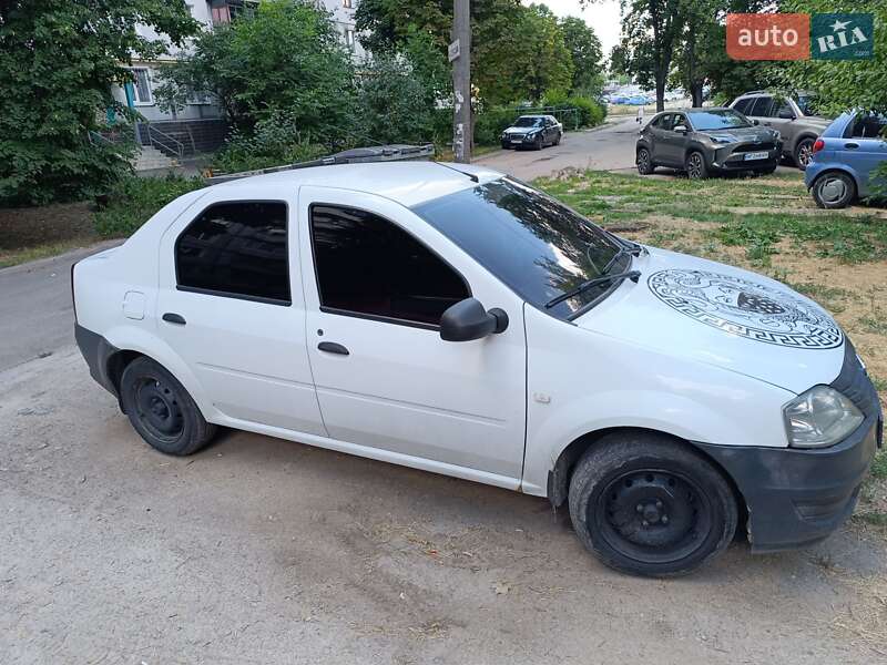 Седан Renault Logan 2012 в Запорожье