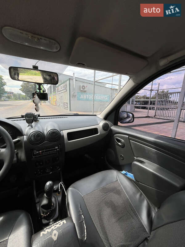 Седан Renault Logan 2009 в Кропивницком