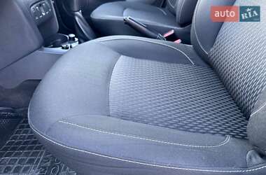 Седан Renault Logan 2021 в 