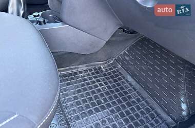 Седан Renault Logan 2021 в 