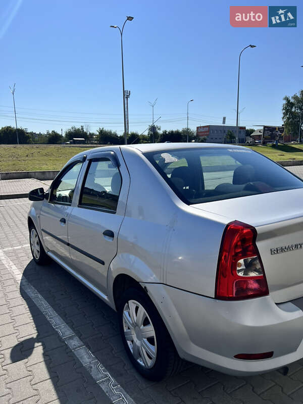 Седан Renault Logan 2010 в Києві