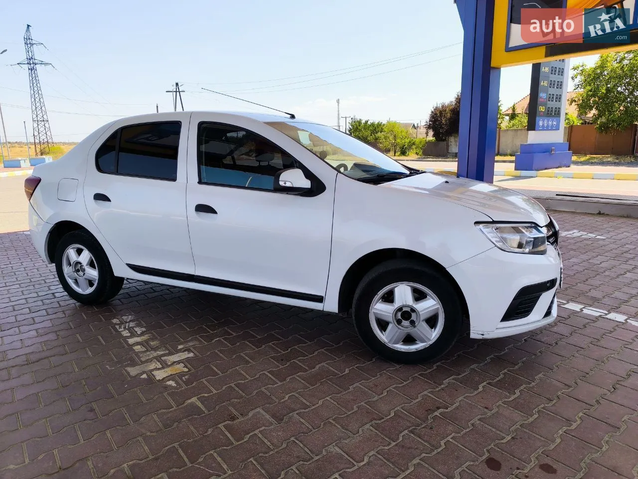 2019 Renault Logan - мініатюра 18