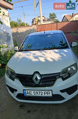Седан Renault Logan 2017 в Харькове
