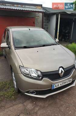 Седан Renault Logan 2014 в Києві