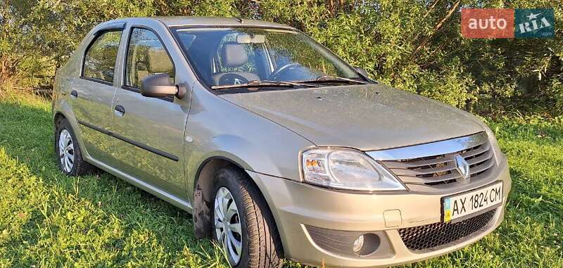 Седан Renault Logan 2011 в Турці