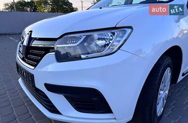 Седан Renault Logan 2021 в 