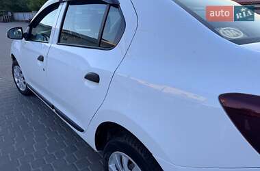 Седан Renault Logan 2021 в 