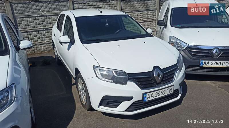 Седан Renault Logan 2017 в 