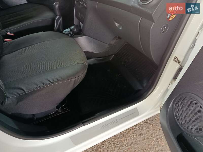 Універсал Renault Logan 2014 в Нікополі