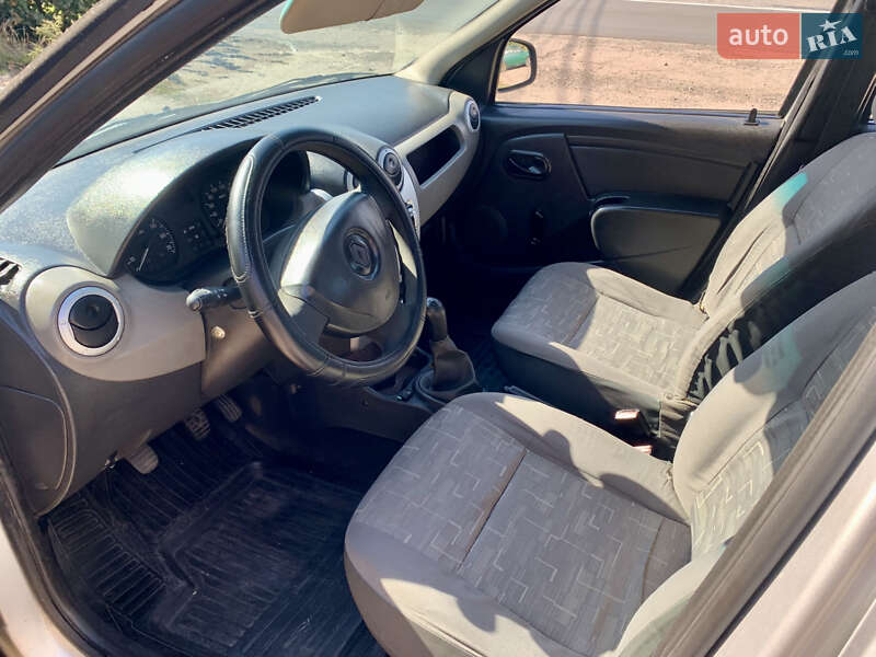 Седан Renault Logan 2011 в Переяславе