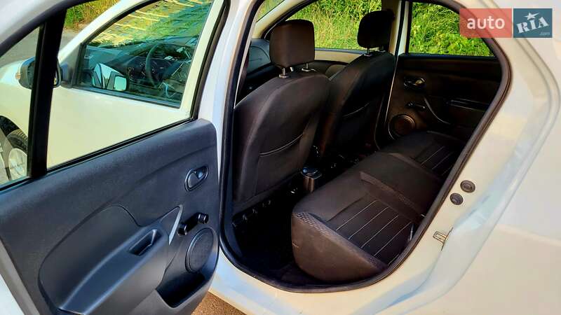 Седан Renault Logan 2020 в Киеве