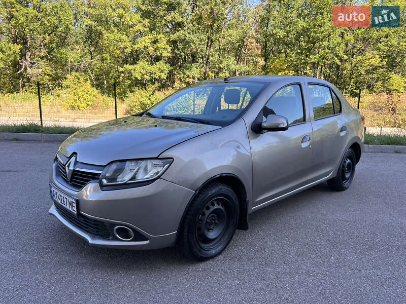 Renault Logan 2013
