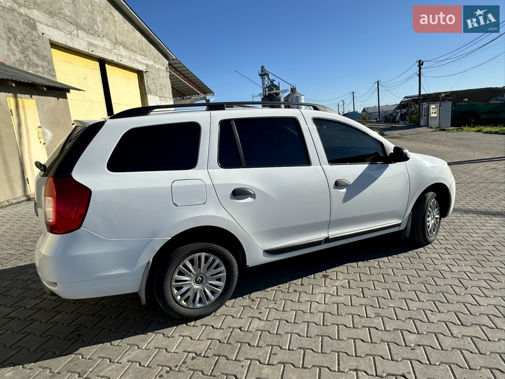 2016 Renault Logan - мініатюра 8