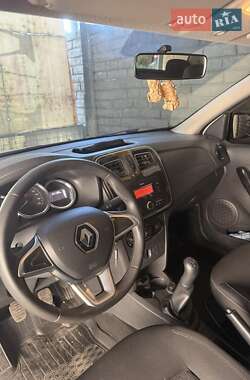 Седан Renault Logan 2019 в Днепре