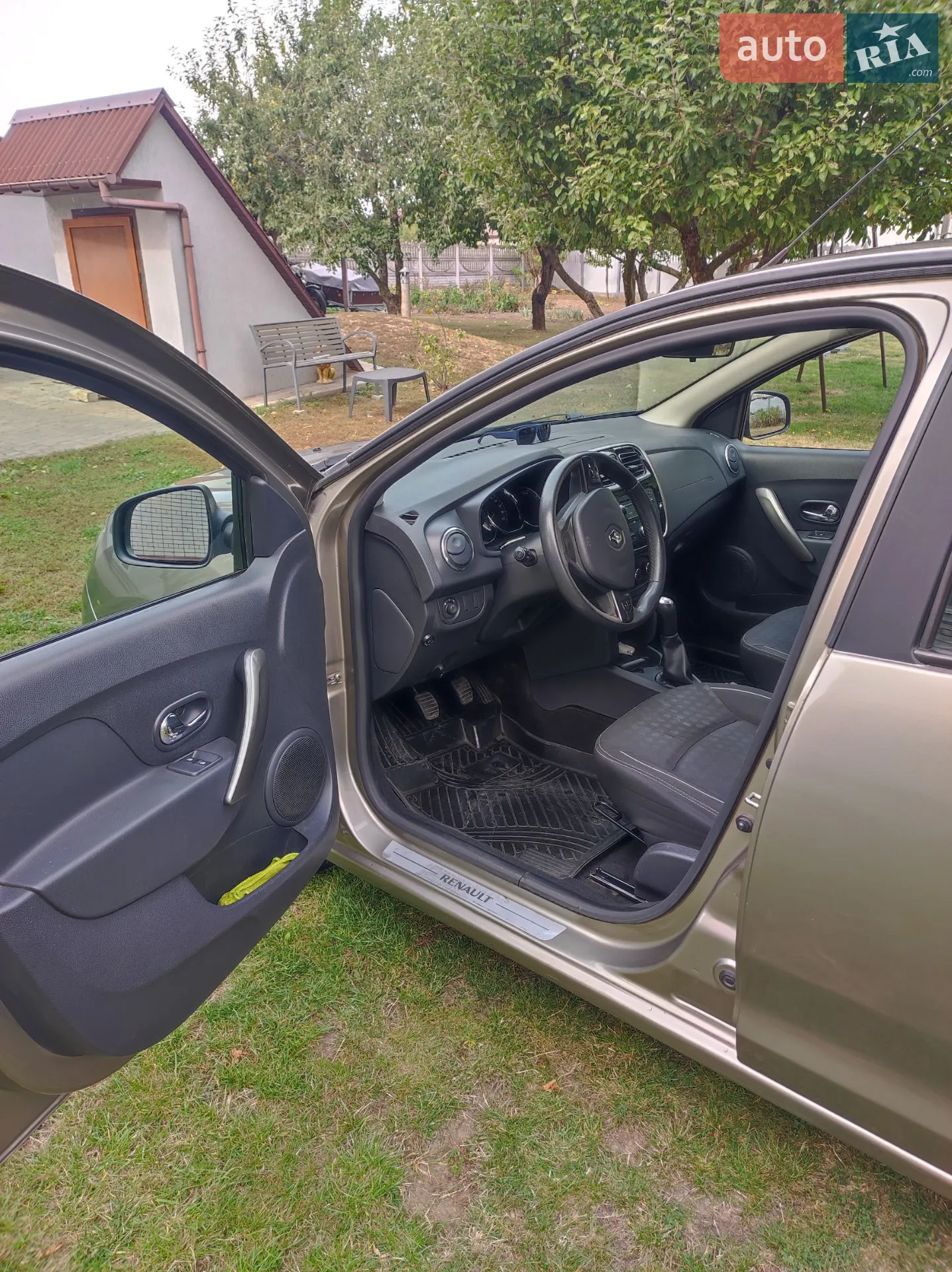 2013 Renault Logan - мініатюра 10