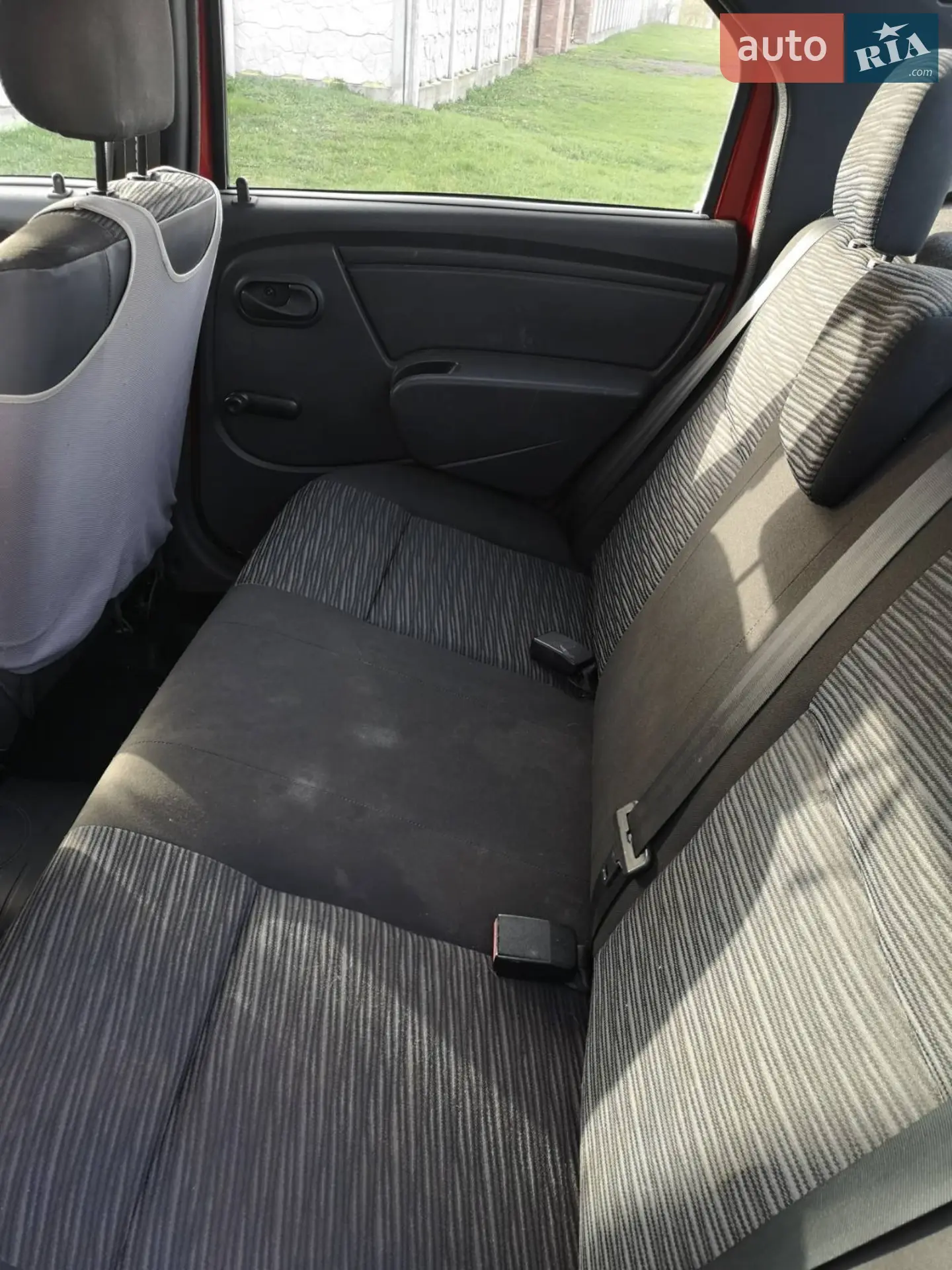 2010 Renault Logan - мініатюра 7