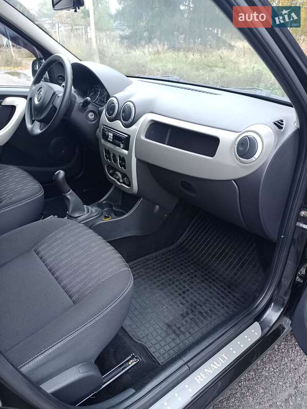 Седан Renault Logan 2011 в Полтаве фото 34 Седан Renault Logan 2011 в Полтаве
