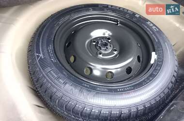 Седан Renault Logan 2011 в 
