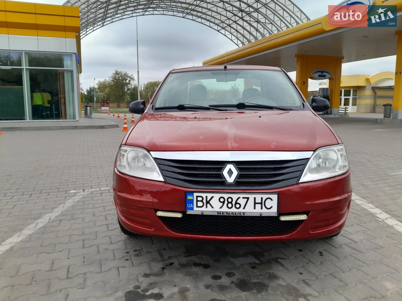 2010 Renault Logan - мініатюра 11