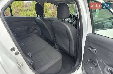 Седан Renault Logan 2021 в 