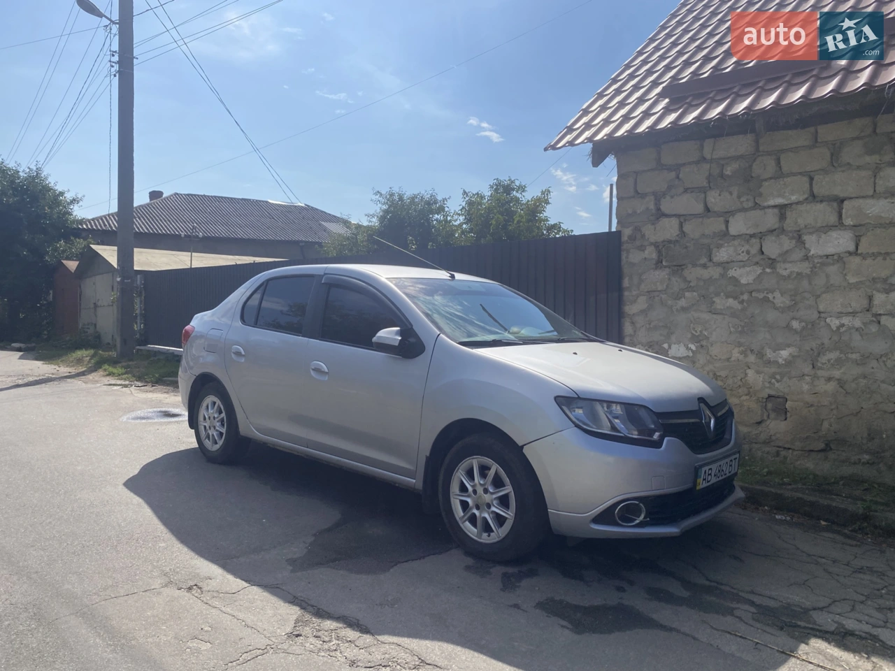 2014 Renault Logan - мініатюра 9