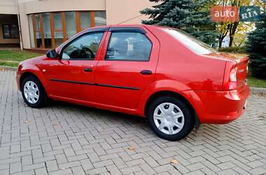 Седан Renault Logan 2011 в 