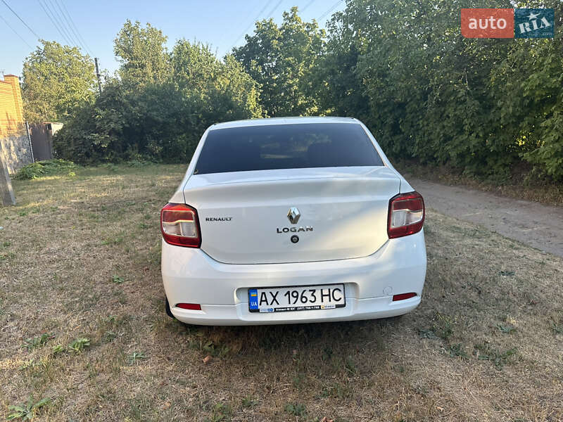 Седан Renault Logan 2015 в Харькове