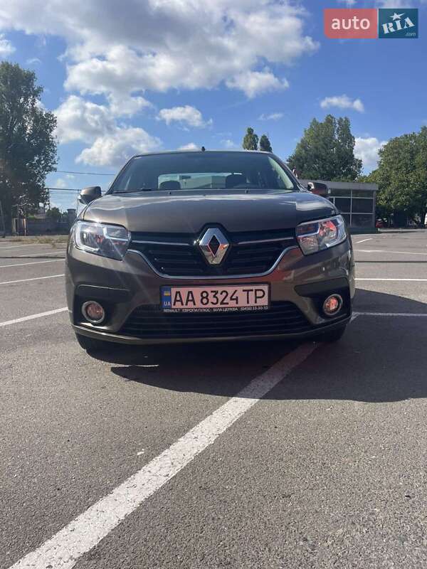 Седан Renault Logan 2019 в 