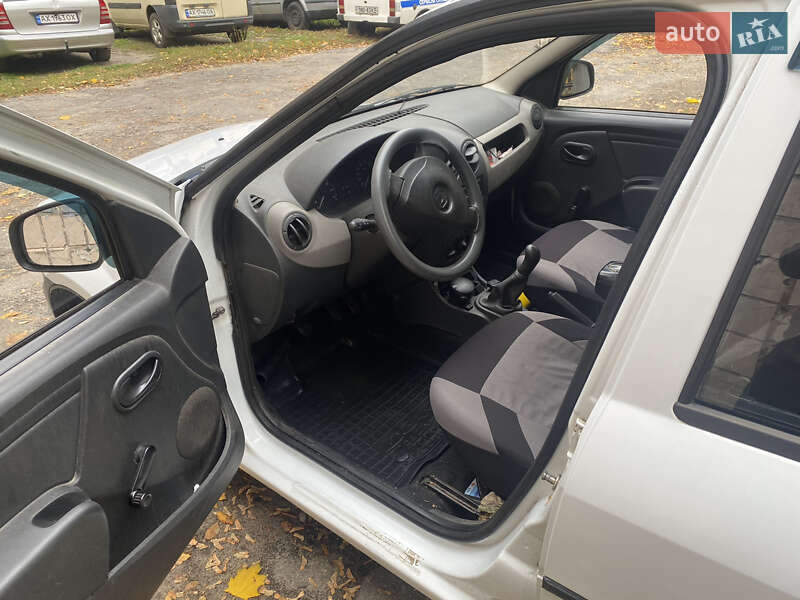 Седан Renault Logan 2011 в Харькове фото 5 Седан Renault Logan 2011 в Харькове