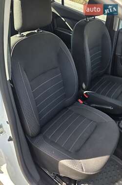 Седан Renault Logan 2021 в 
