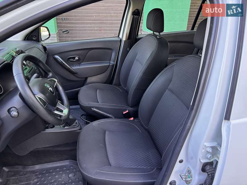 Седан Renault Logan 2017 в Ивано-Франковске фото 13 Седан Renault Logan 2017 в Ивано-Франковске