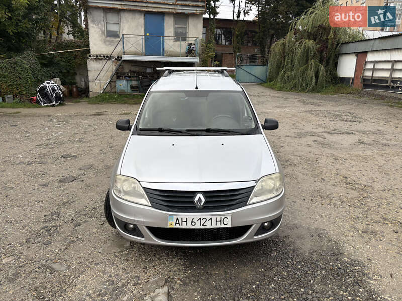 Універсал Renault Logan 2010 в Кам'янець-Подільському фото 2 Універсал Renault Logan 2010 в Кам'янець-Подільському