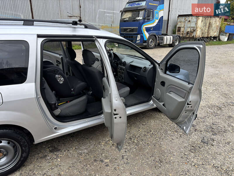 Універсал Renault Logan 2010 в Кам'янець-Подільському фото 19 Універсал Renault Logan 2010 в Кам'янець-Подільському