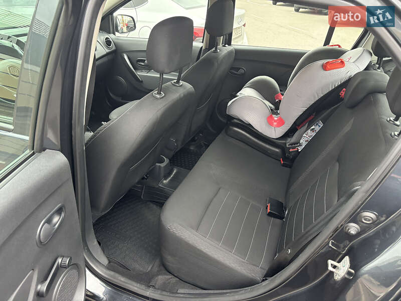 Седан Renault Logan 2020 в Киеве фото 7 Седан Renault Logan 2020 в Киеве