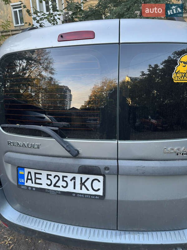 Универсал Renault Logan 2010 в Днепре фото 4 Универсал Renault Logan 2010 в Днепре