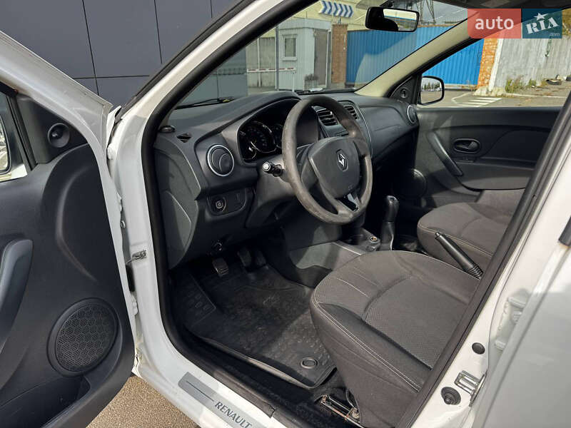 Седан Renault Logan 2016 в Киеве фото 7 Седан Renault Logan 2016 в Киеве