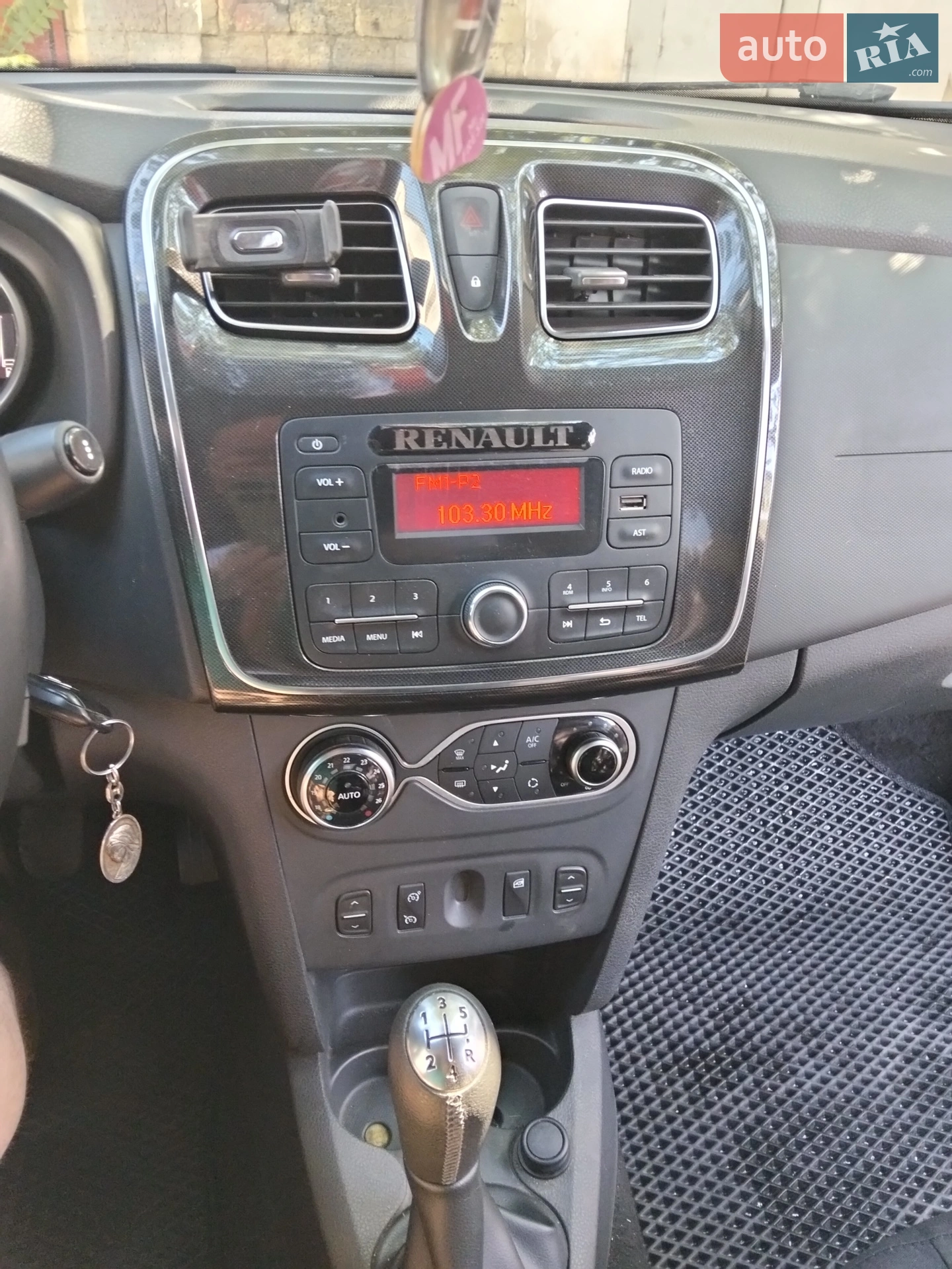 2019 Renault Logan - мініатюра 4