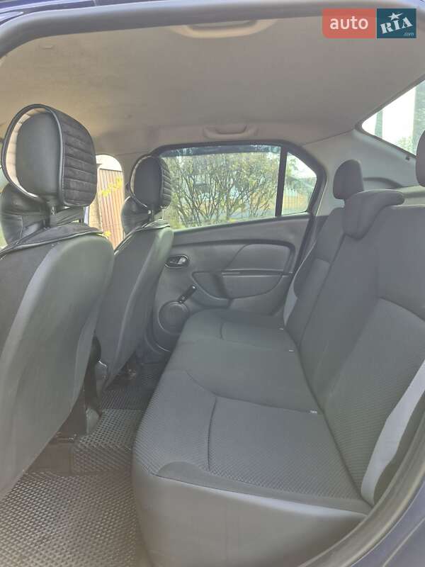 Седан Renault Logan 2013 в Краснограде фото 8 Седан Renault Logan 2013 в Краснограде