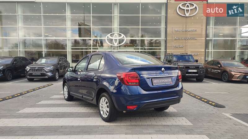 Седан Renault Logan 2018 в Киеве