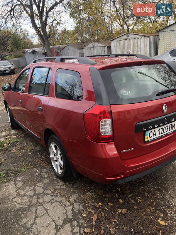 Универсал Renault Logan 2013 в Смеле