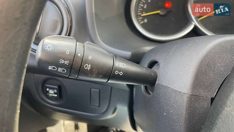 Седан Renault Logan 2017 в Киеве фото 15 Седан Renault Logan 2017 в Киеве