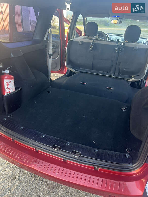 Универсал Renault Logan 2012 в Черновцах