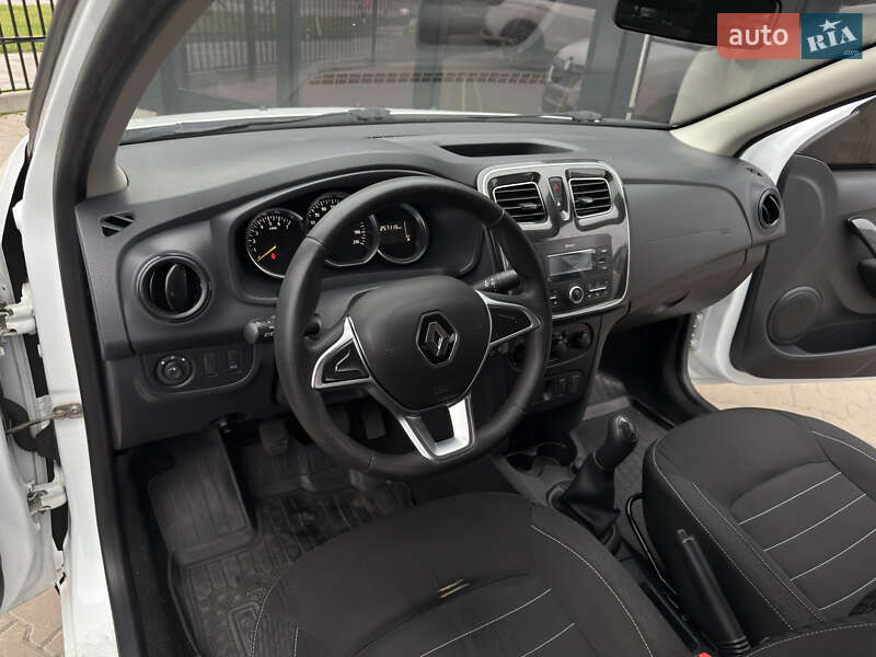 Седан Renault Logan 2021 в Киеве