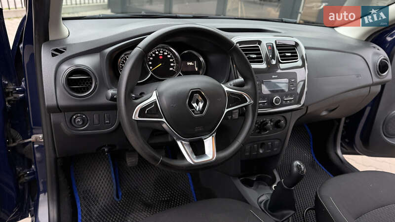 Седан Renault Logan 2019 в Киеве