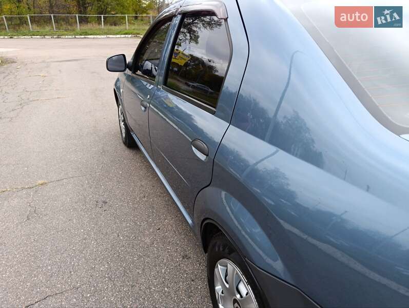 Седан Renault Logan 2010 в Черкасах фото 14 Седан Renault Logan 2010 в Черкасах