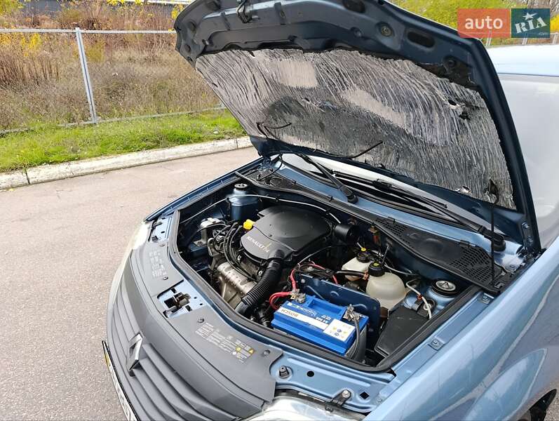 Седан Renault Logan 2010 в Черкасах фото 20 Седан Renault Logan 2010 в Черкасах