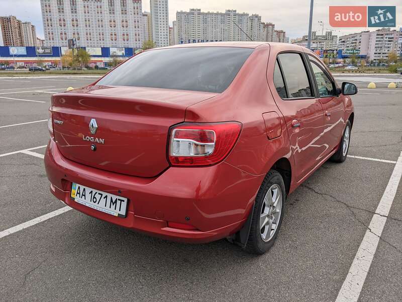 Седан Renault Logan 2013 в Киеве фото 5 Седан Renault Logan 2013 в Киеве