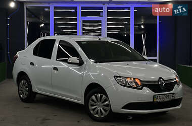 Седан Renault Logan 2015 в Києві