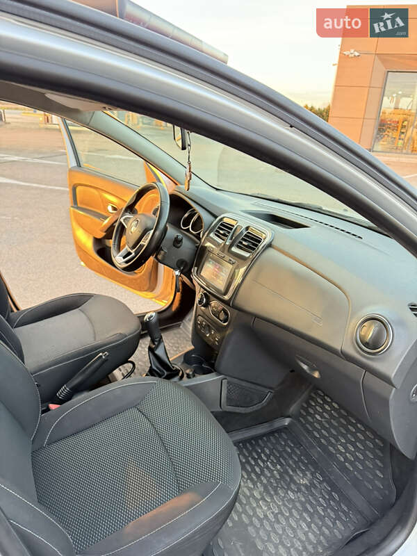 Седан Renault Logan 2016 в Днепре фото 26 Седан Renault Logan 2016 в Днепре