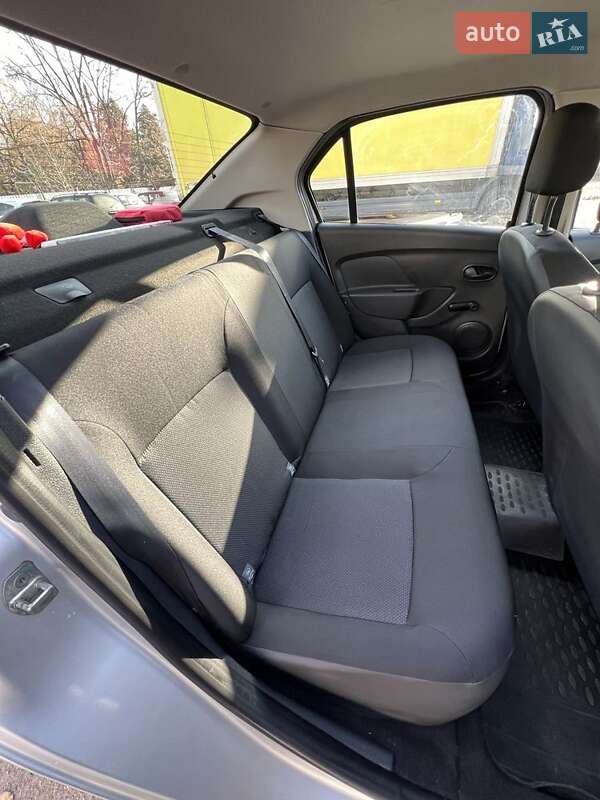 Седан Renault Logan 2014 в Хмельницком фото 8 Седан Renault Logan 2014 в Хмельницком